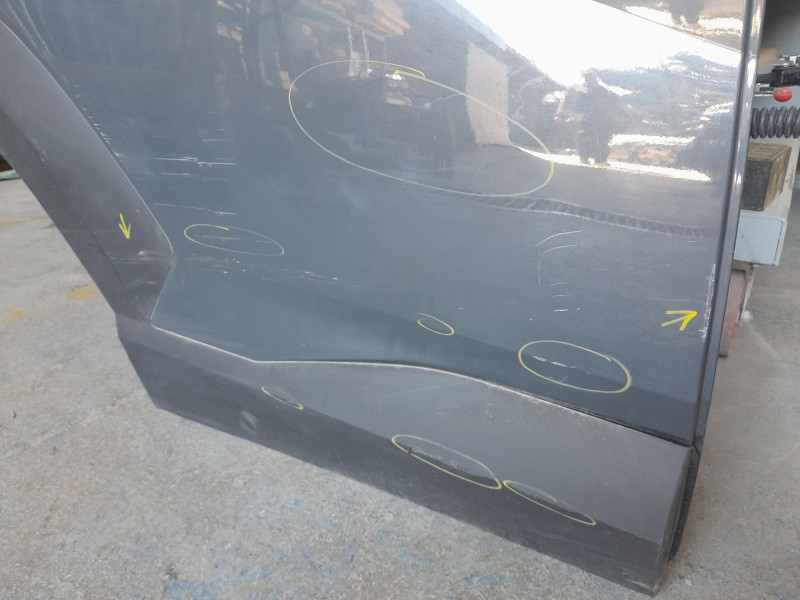 Recambio de puerta trasera derecha para hyundai kona 1.0 t-gdi referencia OEM IAM 77004BE010  