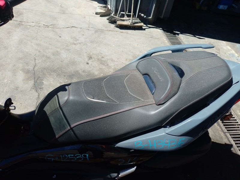 Recambio de asiento para yamaha x-max x-max 300 (sh14) referencia OEM IAM   