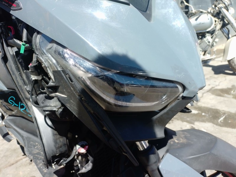 Recambio de faro delantero para yamaha x-max x-max 300 (sh14) referencia OEM IAM   
