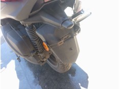 Recambio de portamatriculas para yamaha x-max x-max 300 (sh14) referencia OEM IAM   