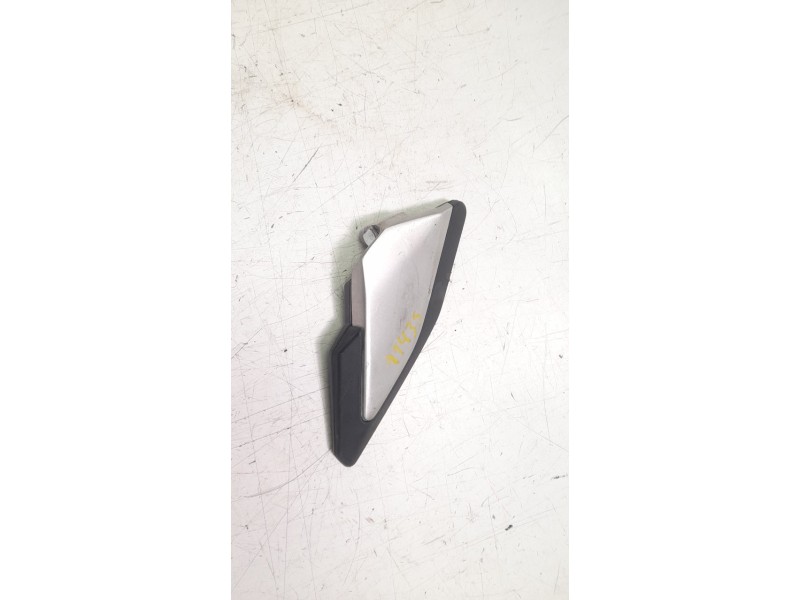 Recambio de estribera izquierda para honda pcx 125 pcx 125 referencia OEM IAM 50740K1ZJ10  