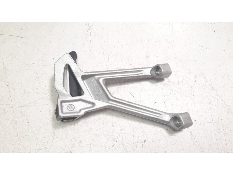 Recambio de estribo lateral para bmw r 1250 r 1250 rs (1r13) referencia OEM IAM 46718540798  