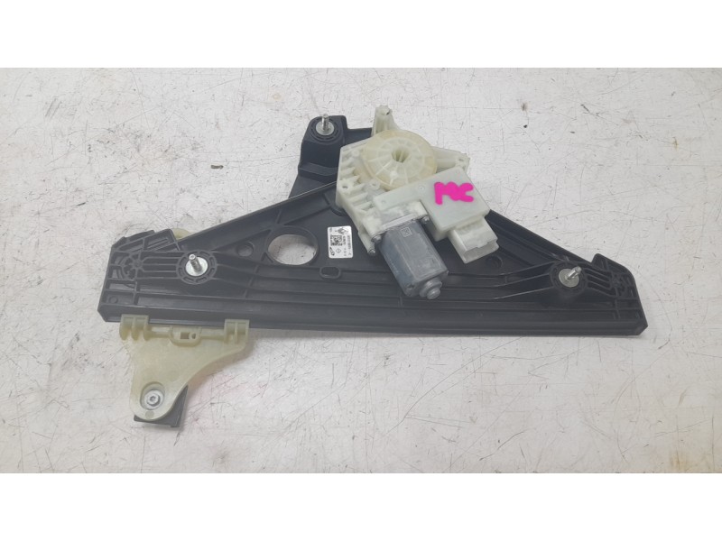 Recambio de elevalunas trasero izquierdo para renault clio v (b7_) tce 90 (b7mt) referencia OEM IAM 827217837R  
