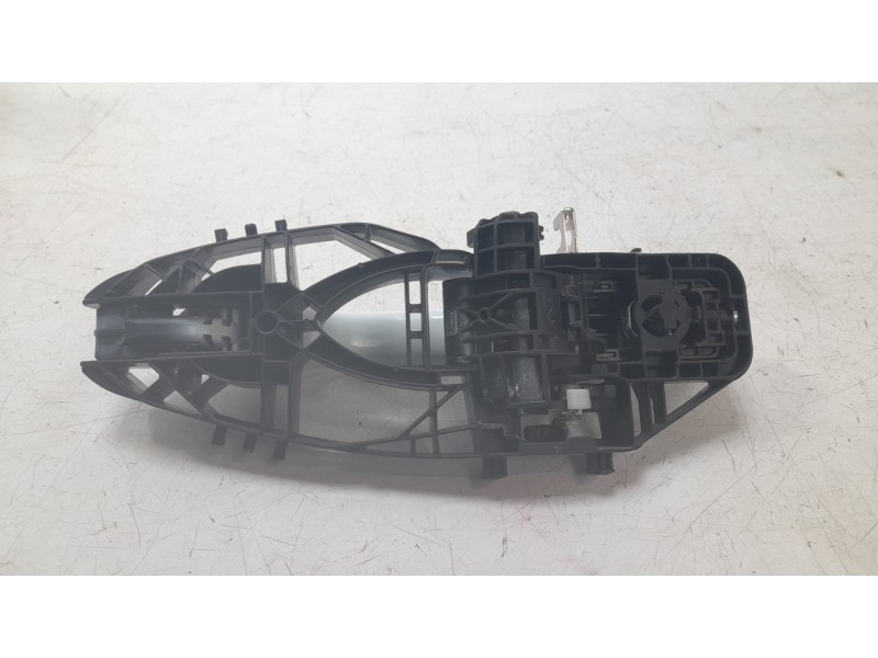 Recambio de maneta exterior delantera derecha para ford fiesta vii (hj, hf) 1.0 ecoboost referencia OEM IAM 2126416  