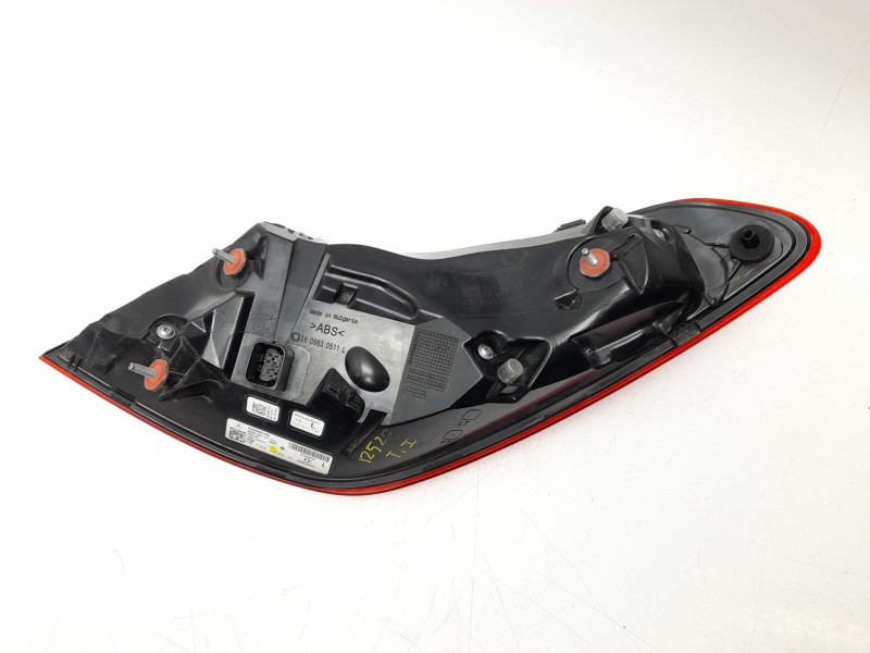 Recambio de piloto trasero izquierdo para mercedes-benz clase c (w206) c 200 d (206.003) referencia OEM IAM A2069063300  103F145