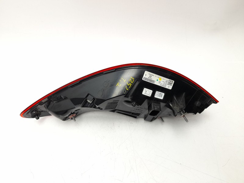 Recambio de piloto trasero izquierdo para mercedes-benz clase c (w206) c 200 d (206.003) referencia OEM IAM A2069063300  103F145