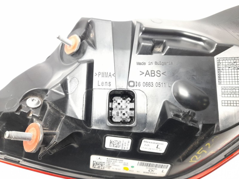 Recambio de piloto trasero izquierdo para mercedes-benz clase c (w206) c 200 d (206.003) referencia OEM IAM A2069063300  103F145