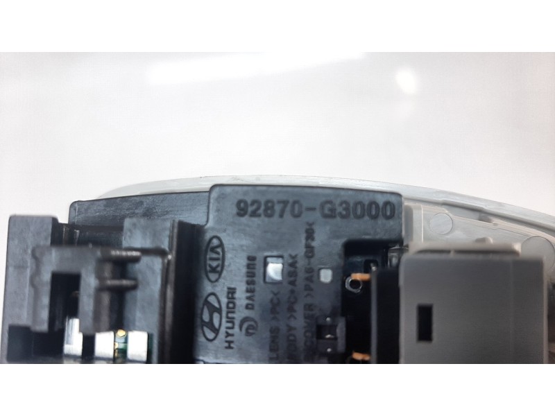 Recambio de luz interior para hyundai tucson referencia OEM IAM 92870G3000  