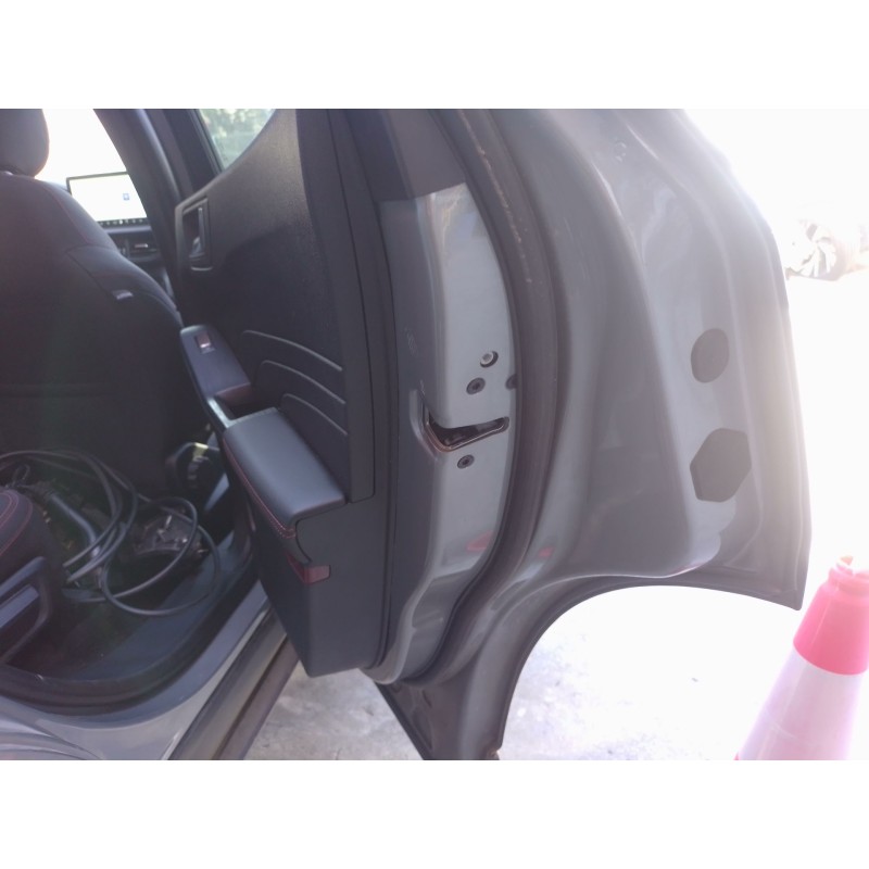Recambio de cerradura puerta trasera derecha para ford kuga iii referencia OEM IAM 2099457  10610500122/EZCFR227/CRD-FRD-9457