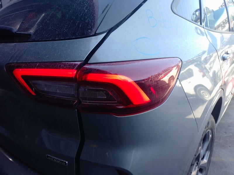 Recambio de piloto trasero derecho para ford kuga iii referencia OEM IAM   