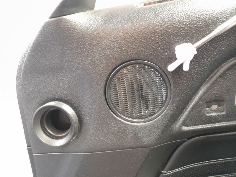 Recambio de guarnecido puerta delantera derecha para ford mustang convertible gt referencia OEM IAM JR3B6323942  