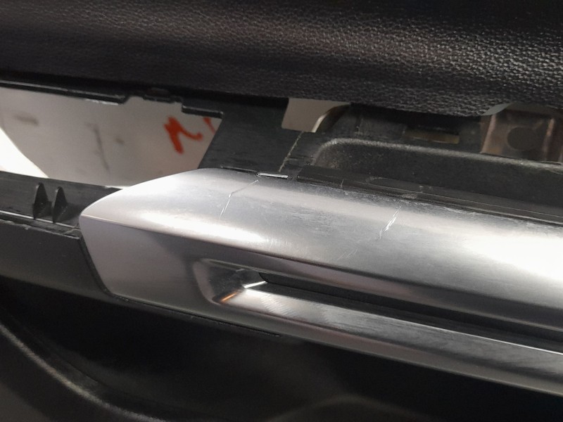 Recambio de guarnecido puerta delantera derecha para ford mustang convertible gt referencia OEM IAM JR3B6323942  