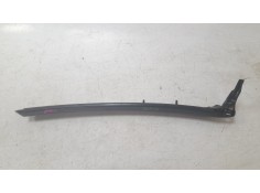 Recambio de moldura para ford mustang convertible gt referencia OEM IAM FR3B7602564  