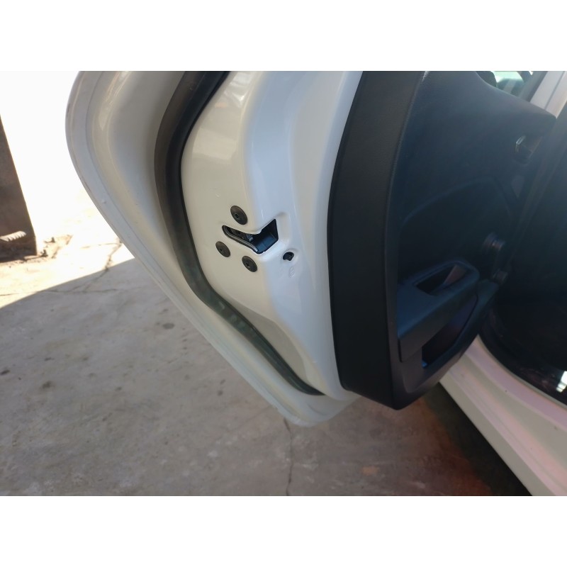 Recambio de cerradura puerta trasera izquierda para renault clio v (b7_) 1.5 blue dci 85 (b7ag) referencia OEM IAM   