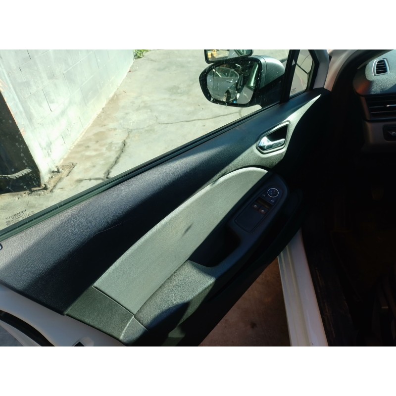 Recambio de elevalunas delantero izquierdo para renault clio v (b7_) 1.5 blue dci 85 (b7ag) referencia OEM IAM   