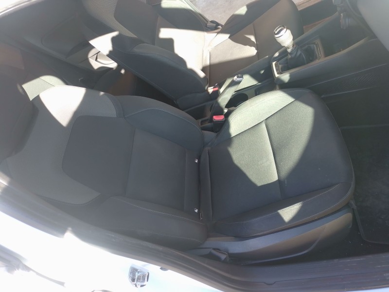 Recambio de juego asientos completo para renault clio v (b7_) 1.5 blue dci 85 (b7ag) referencia OEM IAM   