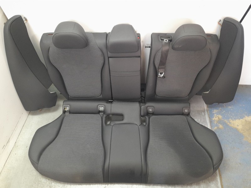 Recambio de juego asientos completo para mercedes-benz clase c (w206) c 200 d (206.003) referencia OEM IAM 2549100901  