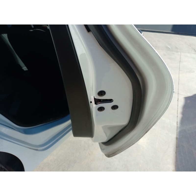 Recambio de cerradura puerta trasera derecha para renault clio v (b7_) 1.5 blue dci 85 (b7ag) referencia OEM IAM   