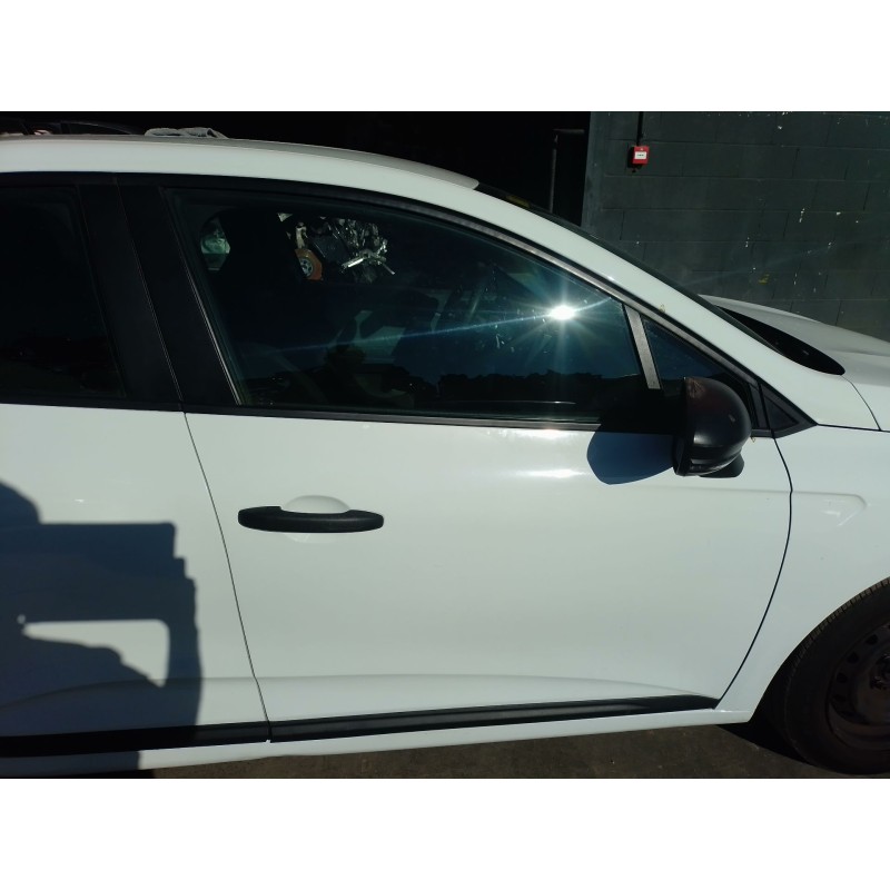 Recambio de puerta delantera derecha para renault clio v (b7_) 1.5 blue dci 85 (b7ag) referencia OEM IAM   
