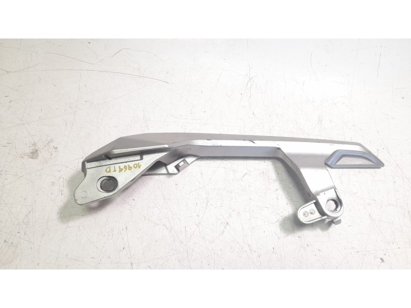 Recambio de agarradera trasera para honda x-adv referencia OEM IAM 77331MKTD00ZC  