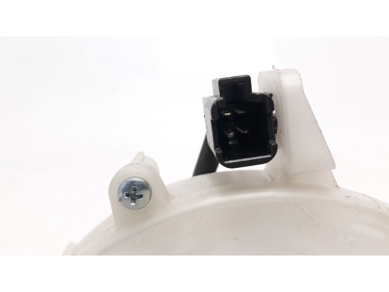 Recambio de ventilador calefaccion para toyota rav 4 referencia OEM IAM 1173006462 G923048080 