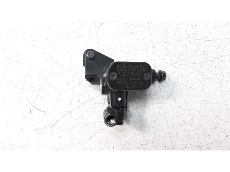 Recambio de bomba freno para yamaha nmax nmax 125 referencia OEM IAM 2DPF583V0000  
