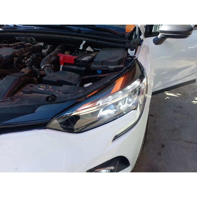 Recambio de faro izquierdo para renault clio v (b7_) 1.5 blue dci 85 (b7ag) referencia OEM IAM   