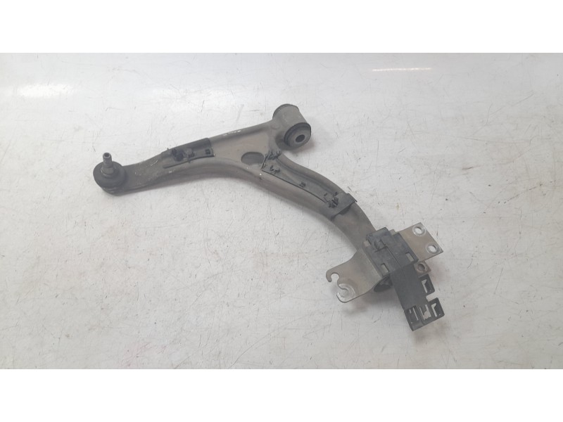 Recambio de brazo suspension inferior delantero izquierdo para mercedes-benz clase cla (w117) cla 200 cdi (117.308) referencia O