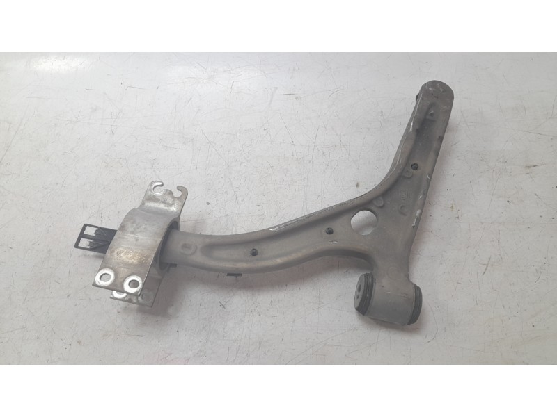 Recambio de brazo suspension inferior delantero derecho para mercedes-benz clase cla (w117) cla 200 cdi (117.308) referencia OEM