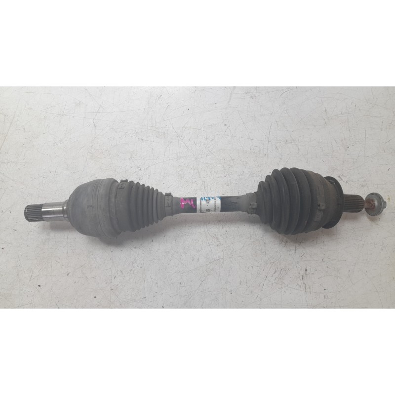 Recambio de transmision delantera izquierda para mercedes-benz clase cla (w117) cla 200 cdi (117.308) referencia OEM IAM 2463301