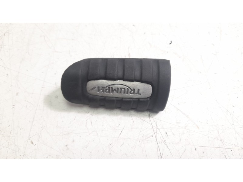 Recambio de estribo lateral para triumph rocket 3 r referencia OEM IAM T2082336 T2082506 