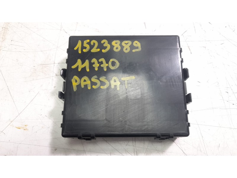 Recambio de modulo electronico para volkswagen passat variant (cb5) r-line referencia OEM IAM 3Q0907530AG  