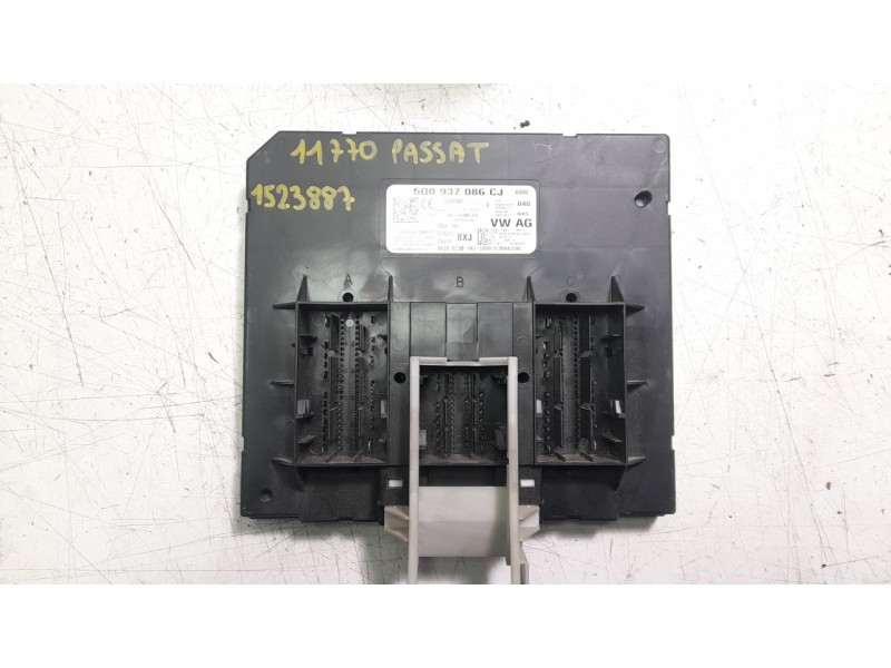 Recambio de modulo electronico para volkswagen passat variant (cb5) r-line referencia OEM IAM 5Q0937086CJ  