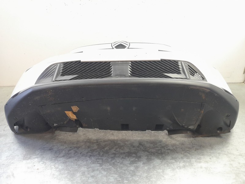 Recambio de paragolpes delantero para citroën c4 x 1.2 hybrid 136 136 ch gasolina/eléctrico (2024) referencia OEM IAM   