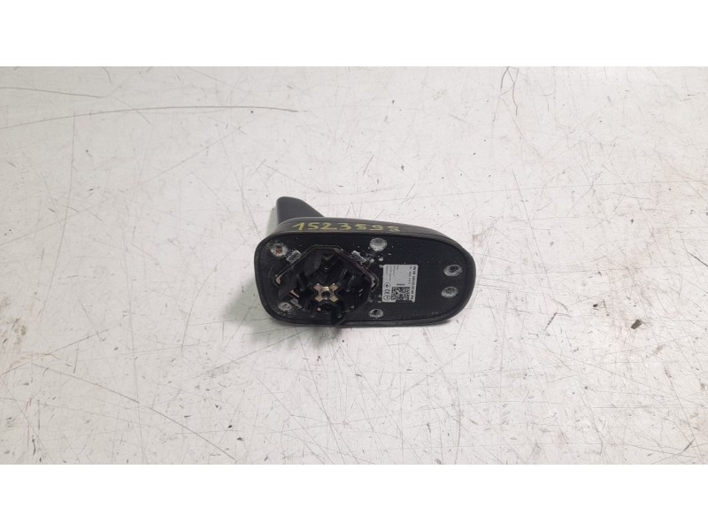 Recambio de antena para volkswagen passat variant (cb5) r-line referencia OEM IAM 5Q0035507AH  