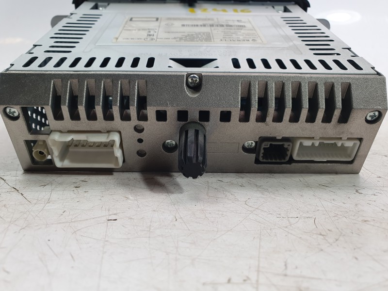 Recambio de sistema audio / radio cd para dacia duster (hs_) 1.2 tce 125 referencia OEM IAM 281153513R  