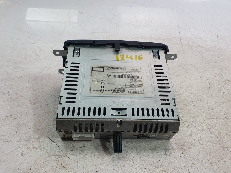 Recambio de sistema audio / radio cd para dacia duster (hs_) 1.2 tce 125 referencia OEM IAM 281153513R  