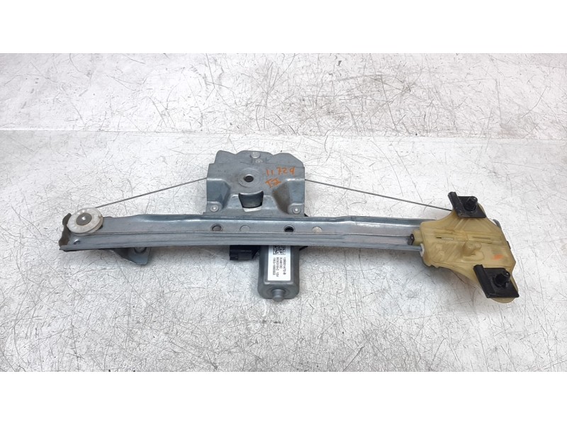Recambio de elevalunas trasero izquierdo para renault clio iv referencia OEM IAM 827010501R  
