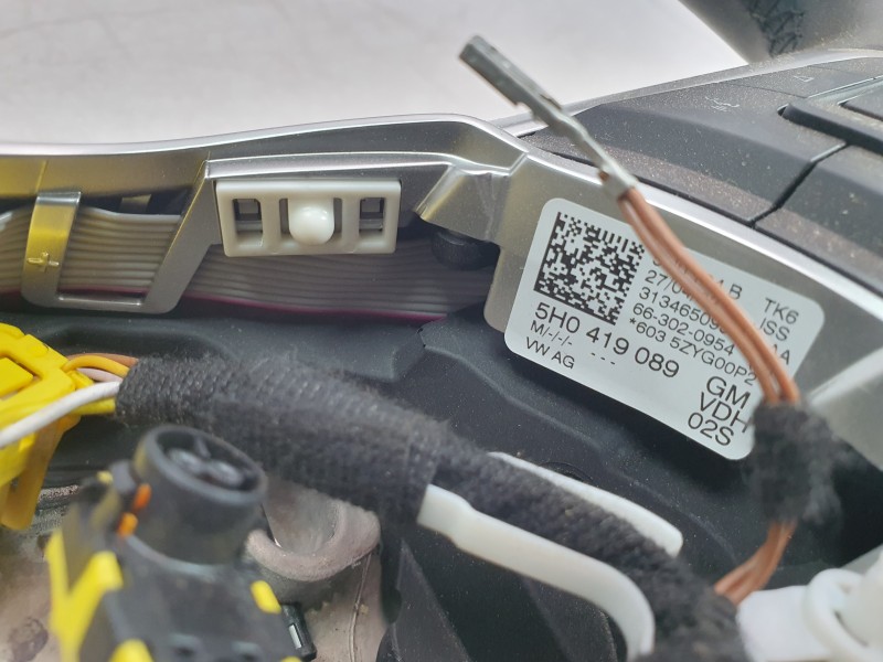 Recambio de volante para volkswagen touran (5t1) 2.0 tdi referencia OEM IAM 312790881340  