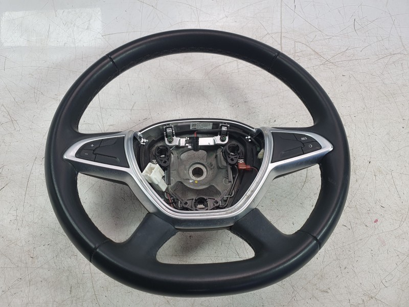 Recambio de volante para dacia duster (hs_) 1.2 tce 125 referencia OEM IAM 484004459R  