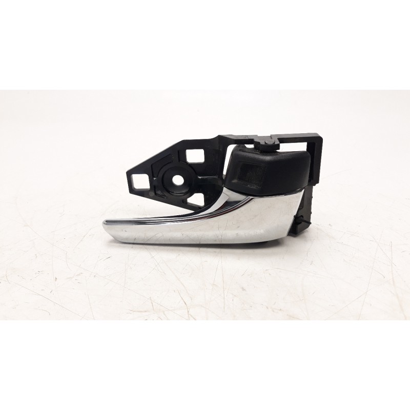 Recambio de maneta interior delantera derecha para toyota rav 4 2.0 d-4d cat referencia OEM IAM 6920533111C0  