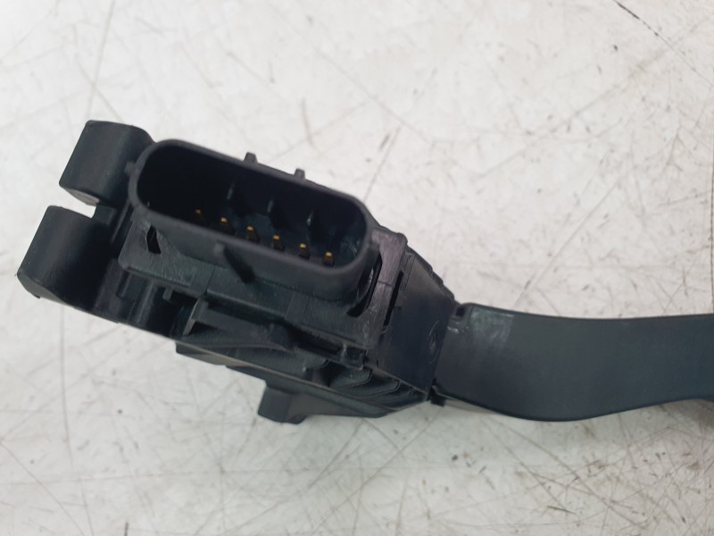 Recambio de potenciometro pedal para volkswagen touran (5t1) 2.0 tdi referencia OEM IAM 5Q1723503L  