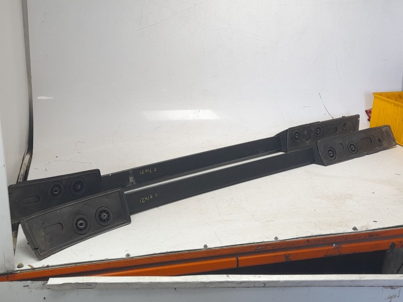 Recambio de barras techo para dacia duster (hs_) 1.2 tce 125 referencia OEM IAM 738202634R  