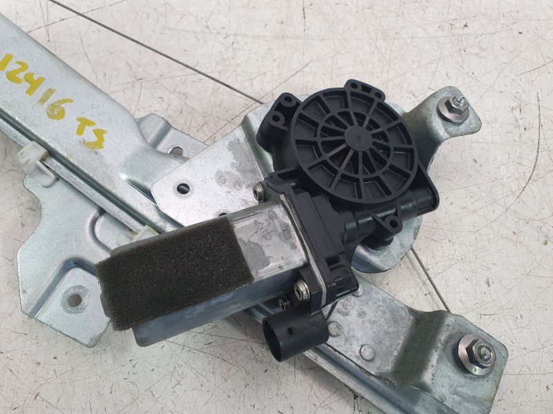 Recambio de elevalunas trasero izquierdo para dacia duster (hs_) 1.2 tce 125 referencia OEM IAM 8200733833  5702751