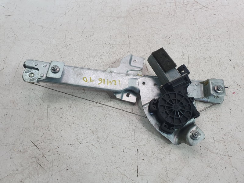 Recambio de elevalunas trasero derecho para dacia duster (hs_) 1.2 tce 125 referencia OEM IAM 8200733832  5702752