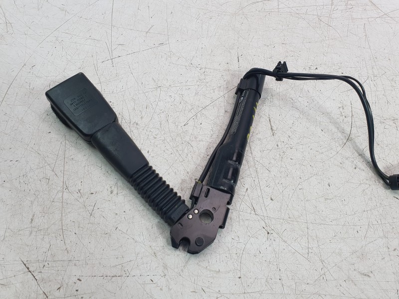 Recambio de freno de mano electrico para bmw serie 3 lim. (f30) 318d referencia OEM IAM 34110144D  