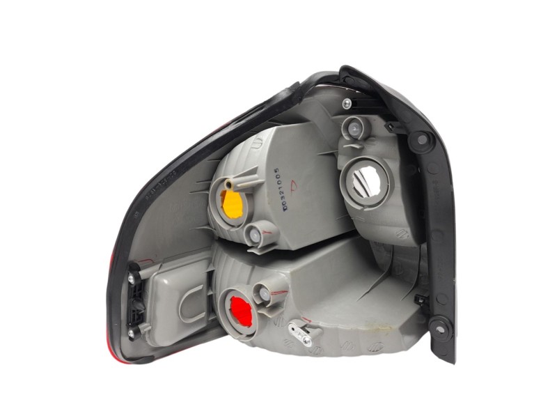 Recambio de piloto trasero derecho para hyundai santa fé i (sm) 2.4 16v referencia OEM IAM 9242026000  108401253/16397052/358050