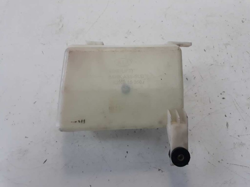 Recambio de deposito expansion para kia carens 2.0 crdi referencia OEM IAM 0K2KB15350  
