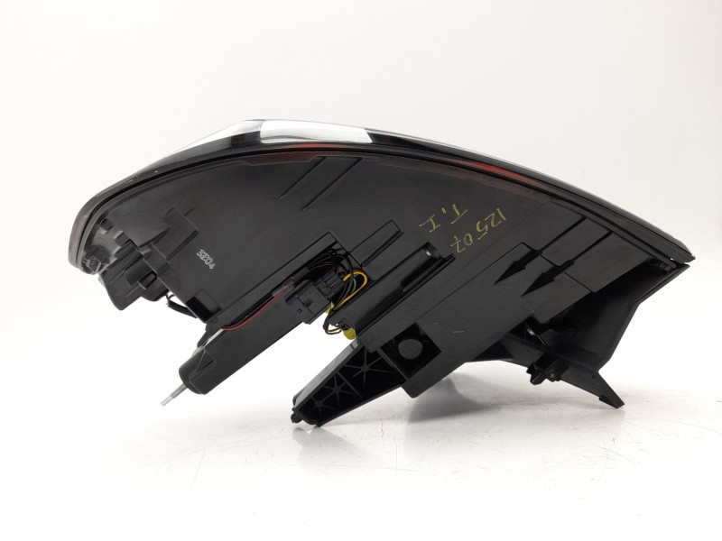 Recambio de piloto trasero izquierdo para renault arkana i (lcm_, ldn_) 1.3 tce 140 (ldn0) referencia OEM IAM 265555203R  