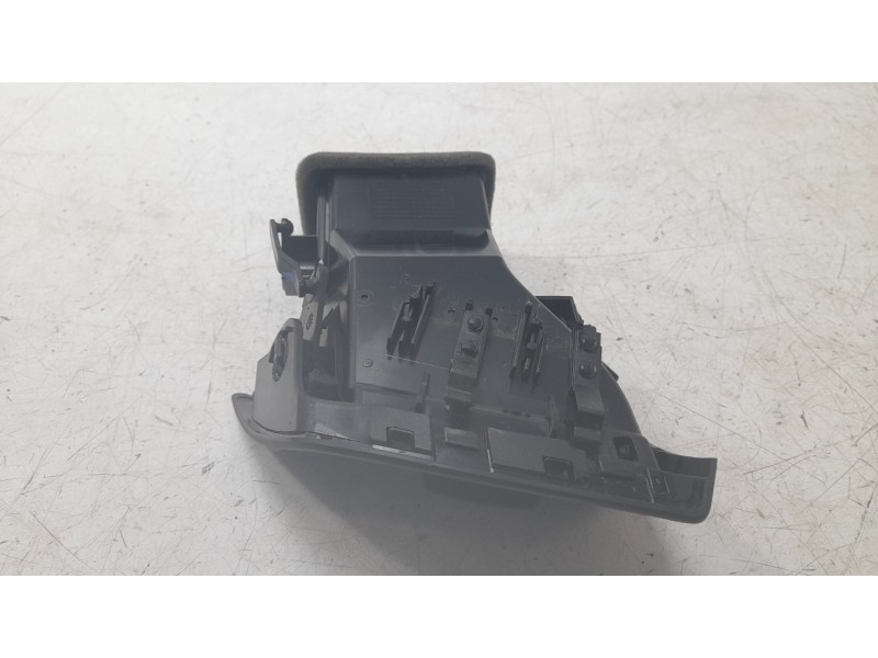 Recambio de rejilla aireadora para bmw x1 (e84) xdrive 20d referencia OEM IAM 64222991233  